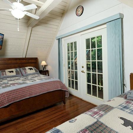 Cozy Bear 856 Βίλα Gatlinburg Εξωτερικό φωτογραφία